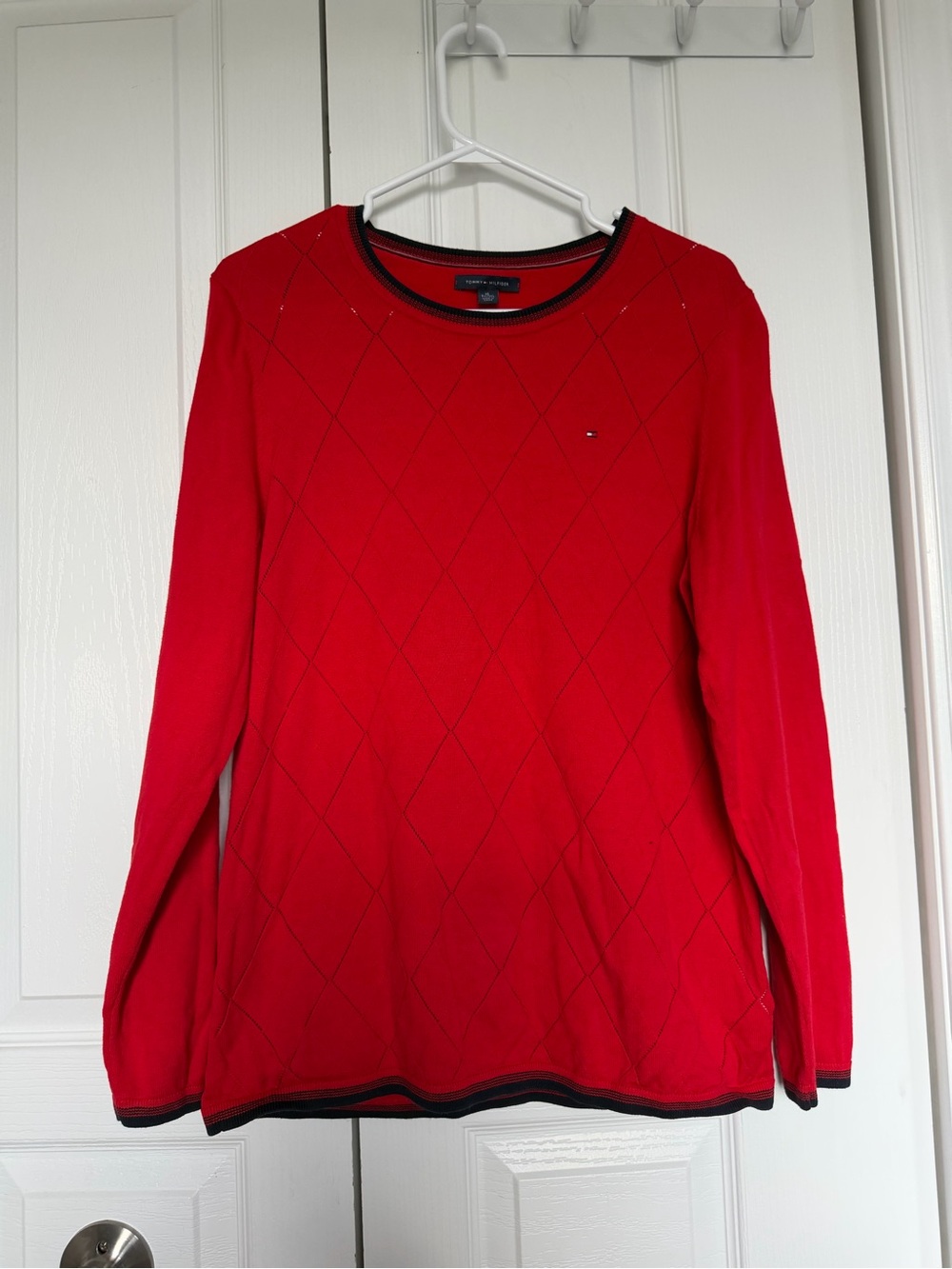Tommy Hilfiger Red Diamond-Knit Long Sleeve Sweater with Contrast Trim